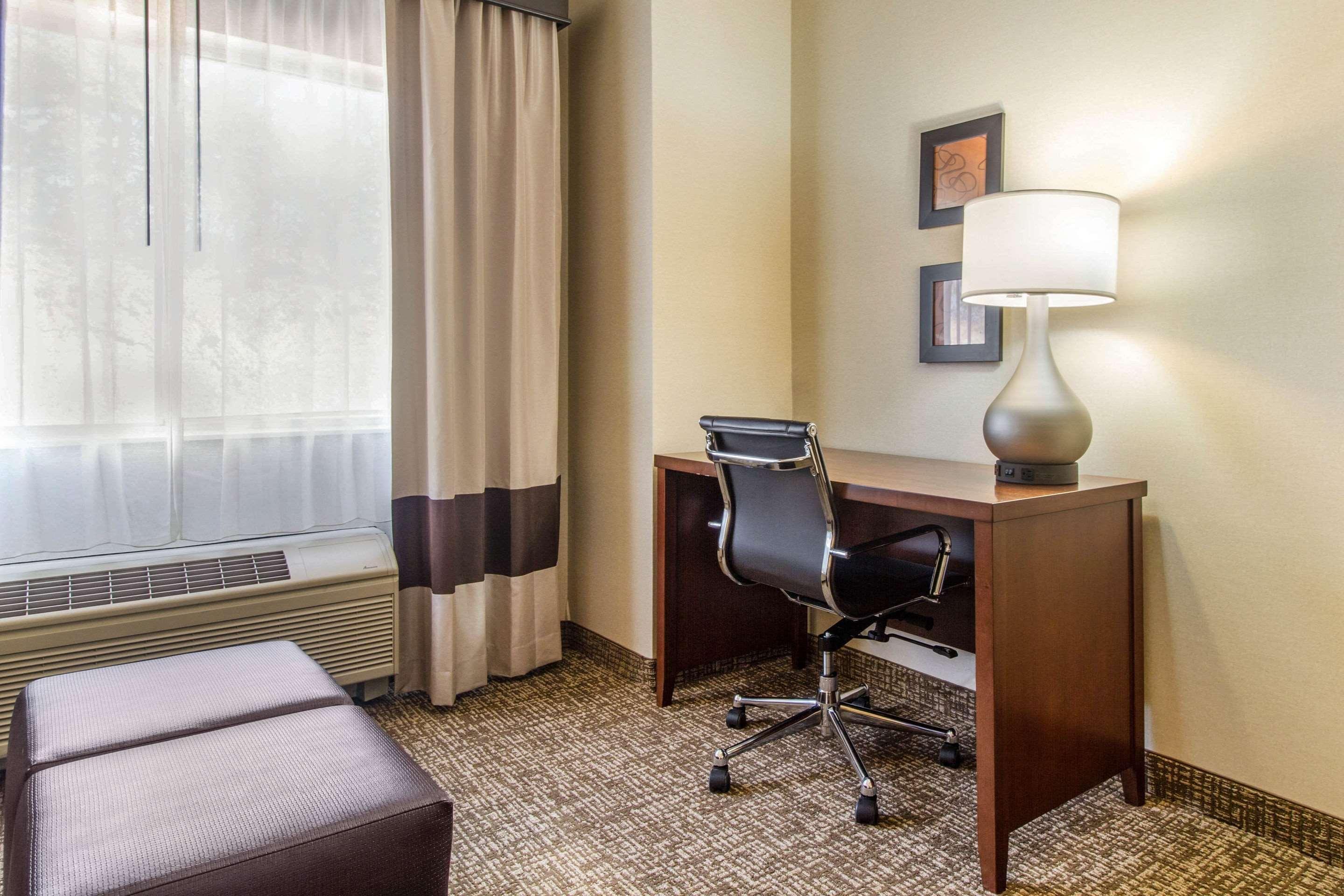 Quality Suites Corbin Extérieur photo